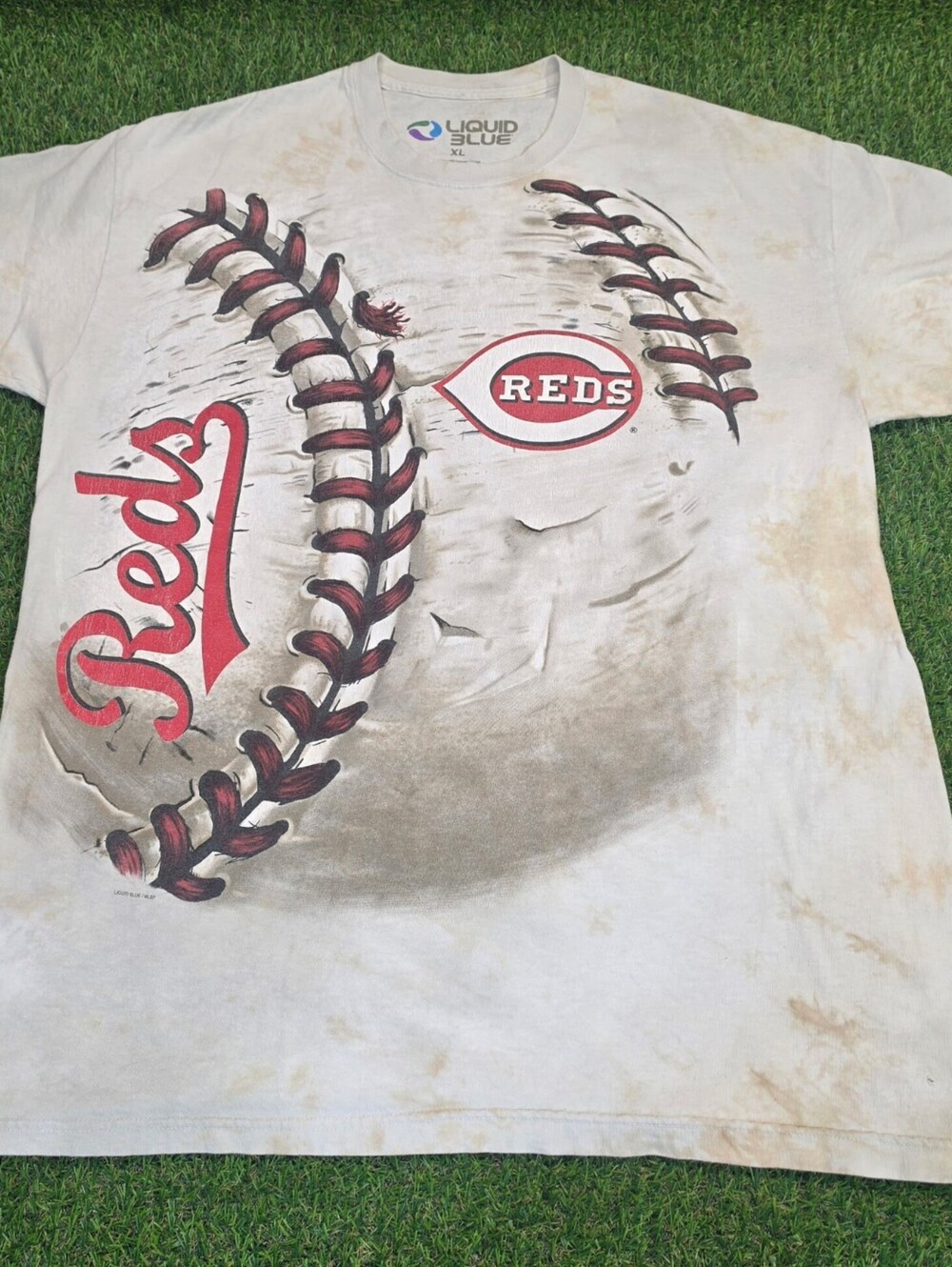 Liquid Blue XL Cincinnati Reds Baseball Graphic T-Shirt